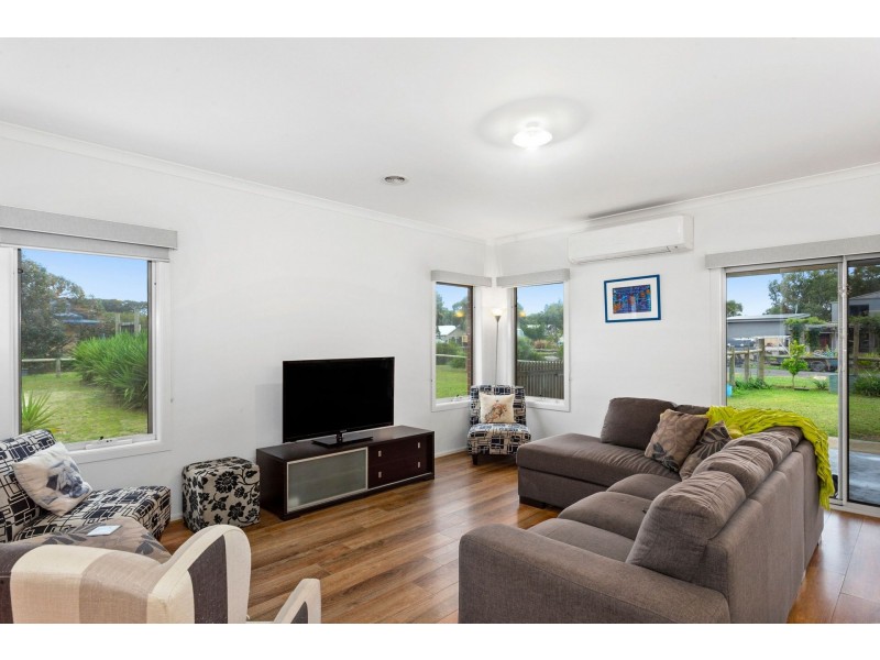 1 Wattle Grove, Wallington VIC 3221