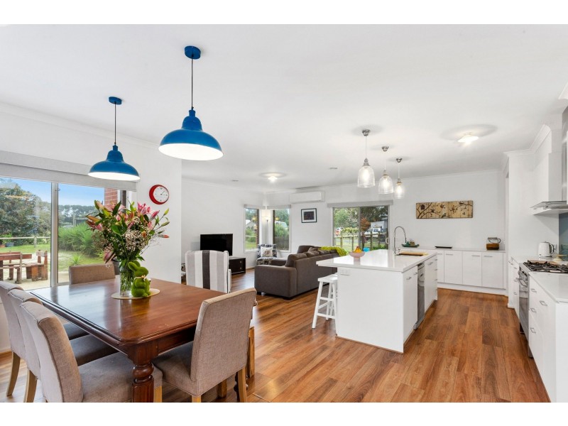 1 Wattle Grove, Wallington VIC 3221