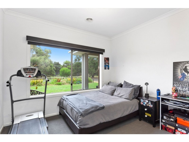 1 Wattle Grove, Wallington VIC 3221