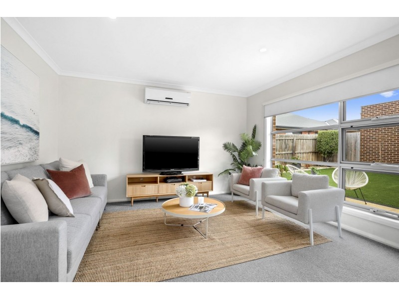 2/68 Oakdean Boulevard, Ocean Grove VIC 3226