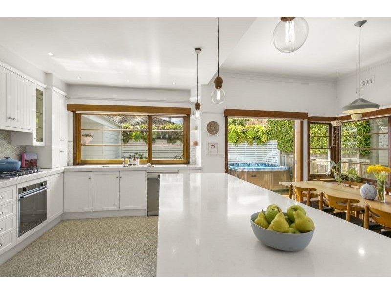 8 Jasper Avenue, Barwon Heads VIC 3227