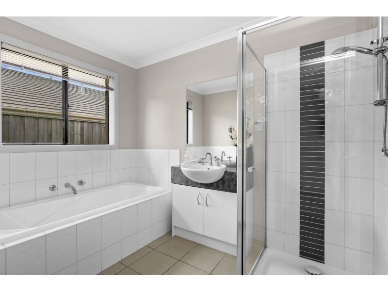 43 Corymbia Circuit, Barwon Heads VIC 3227