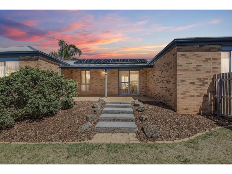 8 Kingfish Court, Ocean Grove VIC 3226