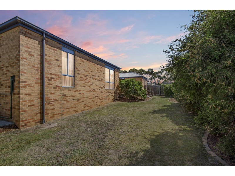 8 Kingfish Court, Ocean Grove VIC 3226