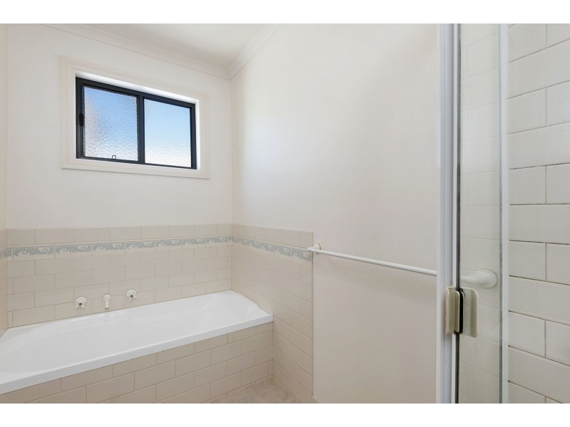 8 Kingfish Court, Ocean Grove VIC 3226