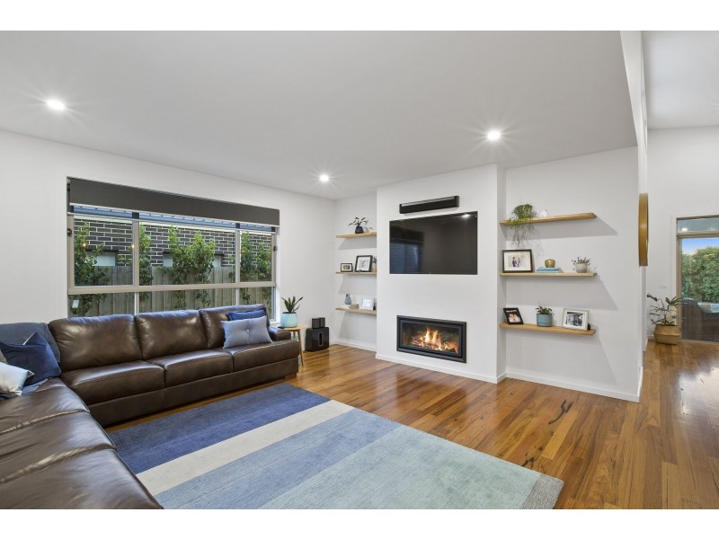 15 Marmion Circuit, Ocean Grove VIC 3226