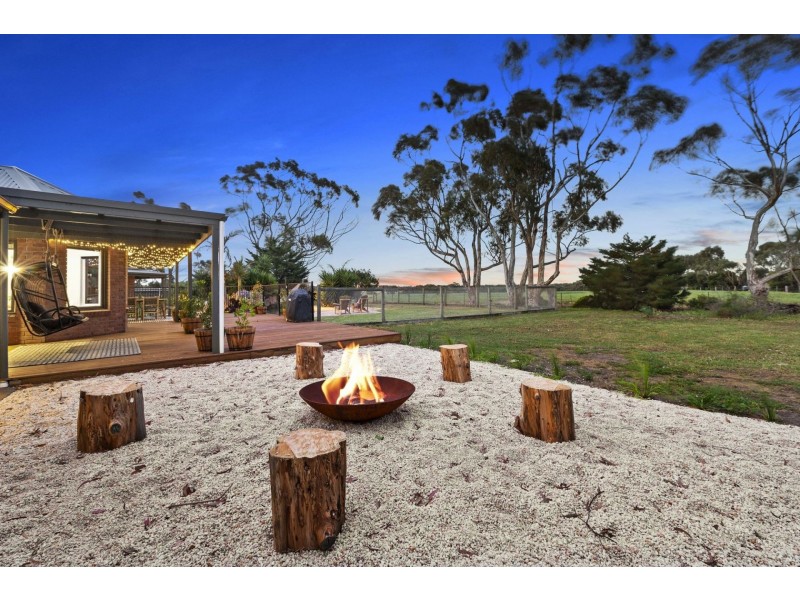 95 Bluestone School Road, Connewarre VIC 3227