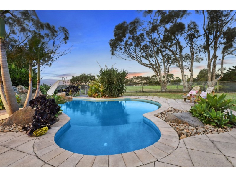 95 Bluestone School Road, Connewarre VIC 3227