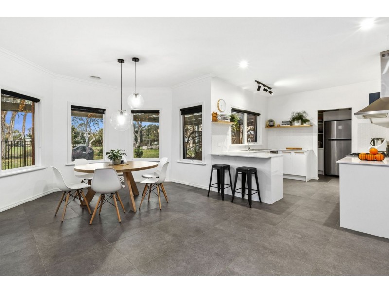 95 Bluestone School Road, Connewarre VIC 3227