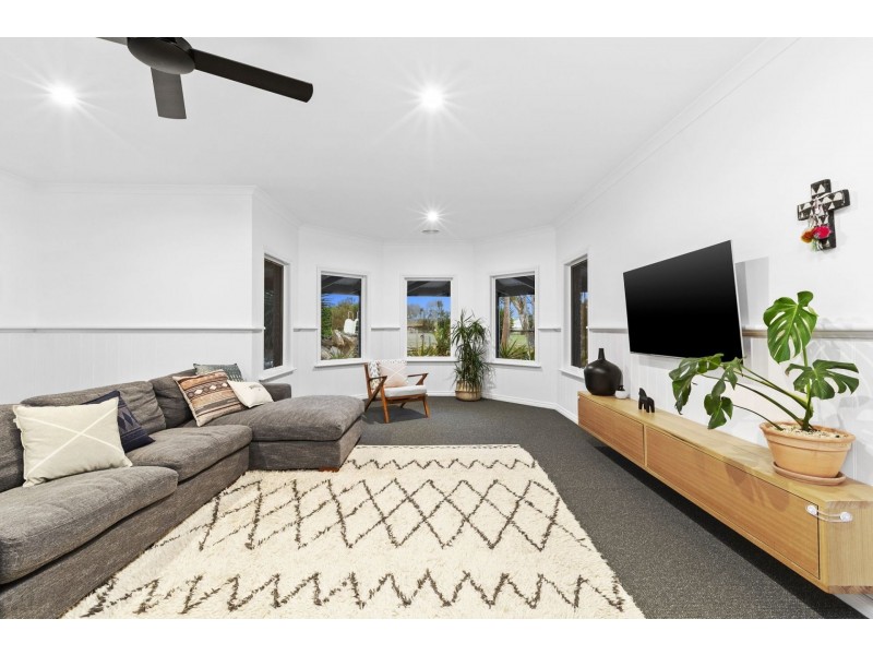 95 Bluestone School Road, Connewarre VIC 3227