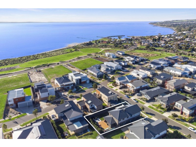 8 Seashell Place, Curlewis VIC 3222