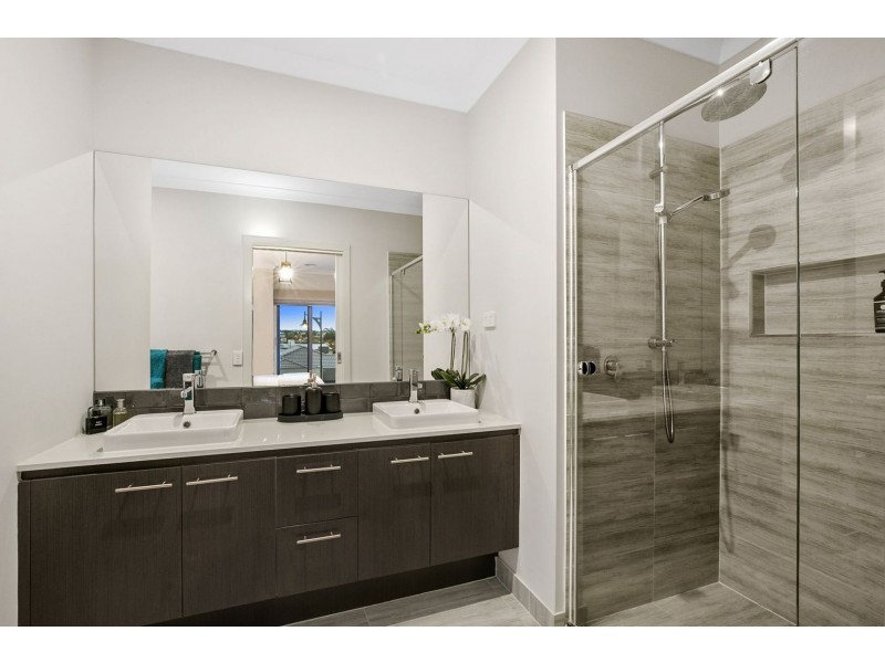 8 Seashell Place, Curlewis VIC 3222