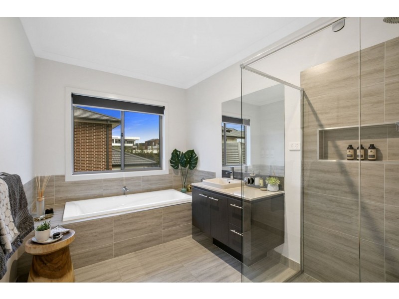 8 Seashell Place, Curlewis VIC 3222