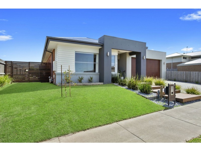 33 Omega Drive, Ocean Grove VIC 3226