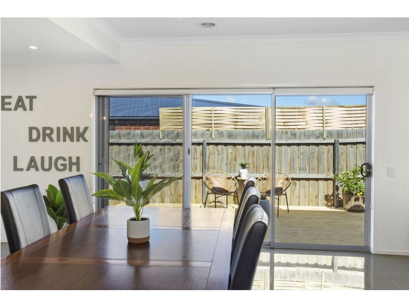 33 Omega Drive, Ocean Grove VIC 3226