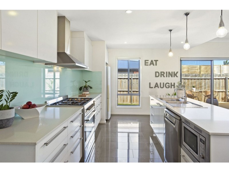 33 Omega Drive, Ocean Grove VIC 3226