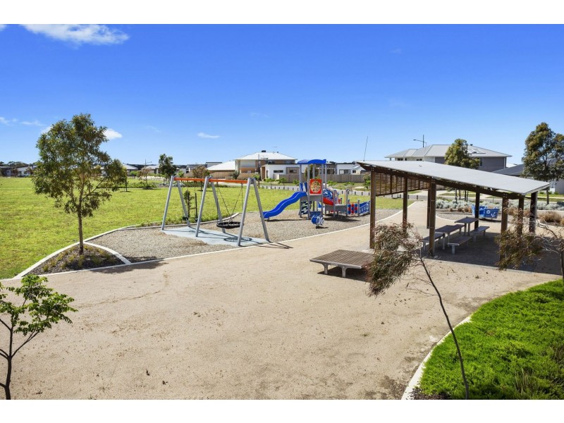 33 Omega Drive, Ocean Grove VIC 3226