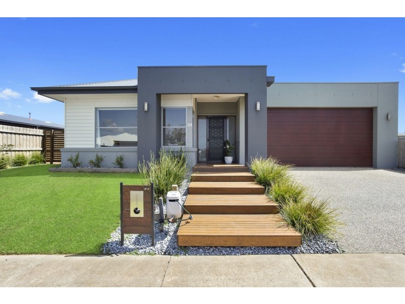 33 Omega Drive, Ocean Grove VIC 3226