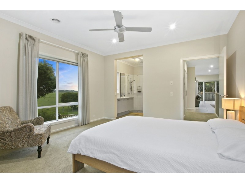 36 Saratoga Avenue, Barwon Heads VIC 3227