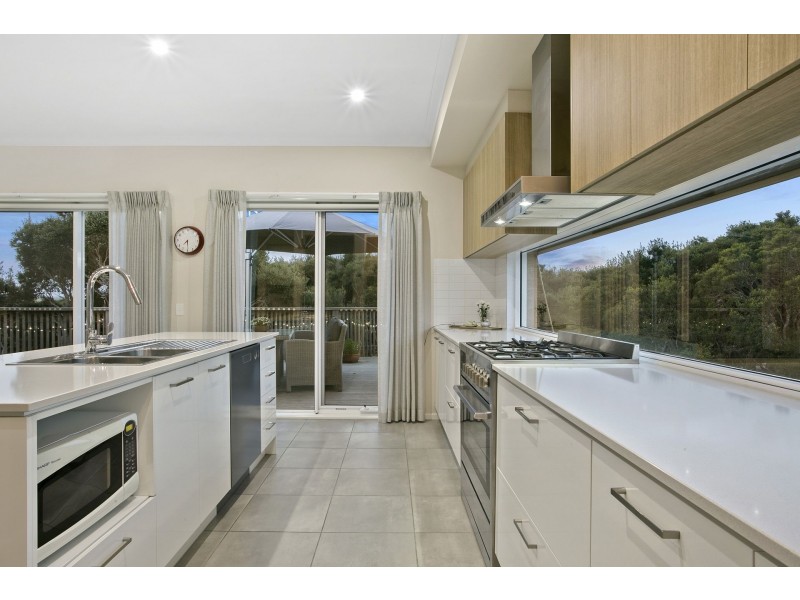 36 Saratoga Avenue, Barwon Heads VIC 3227