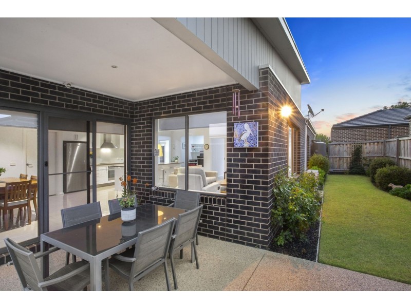 8-10 Dalkeith Crescent, Ocean Grove VIC 3226