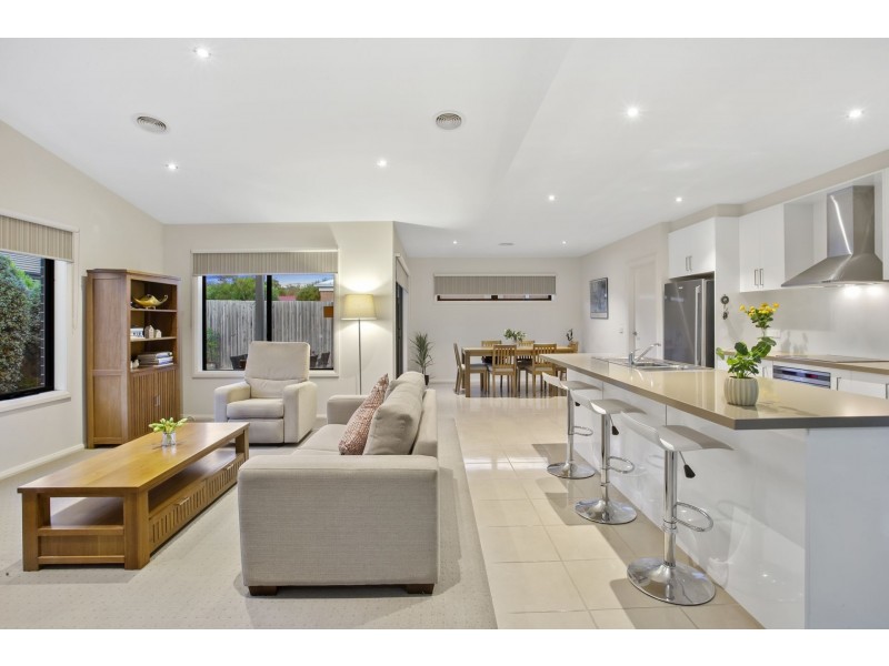 8-10 Dalkeith Crescent, Ocean Grove VIC 3226