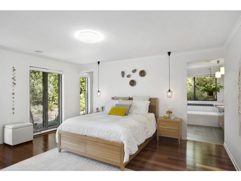 18 Furneaux Close, Barwon Heads VIC 3227