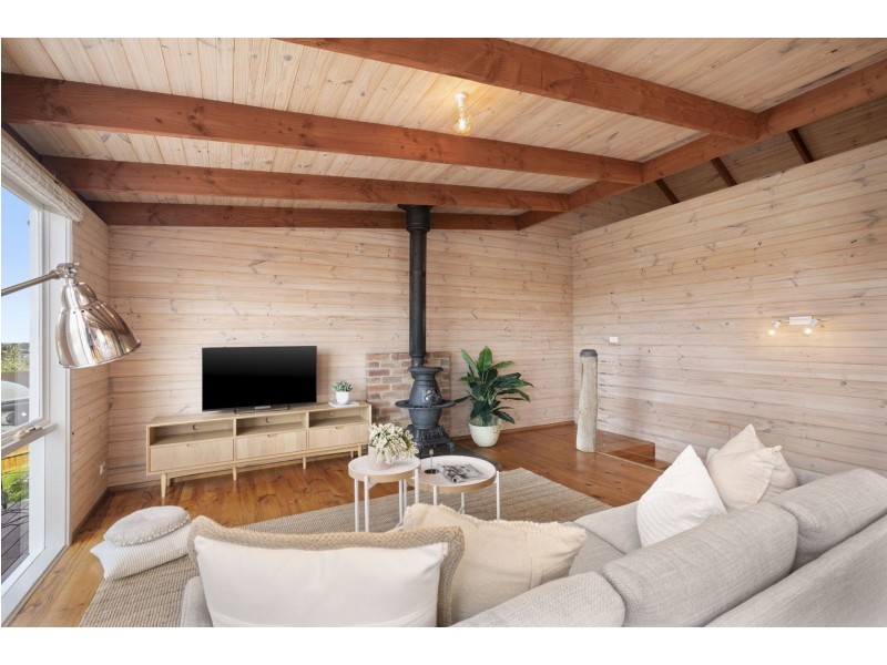 55 Aldebaran Rd, Ocean Grove VIC 3226