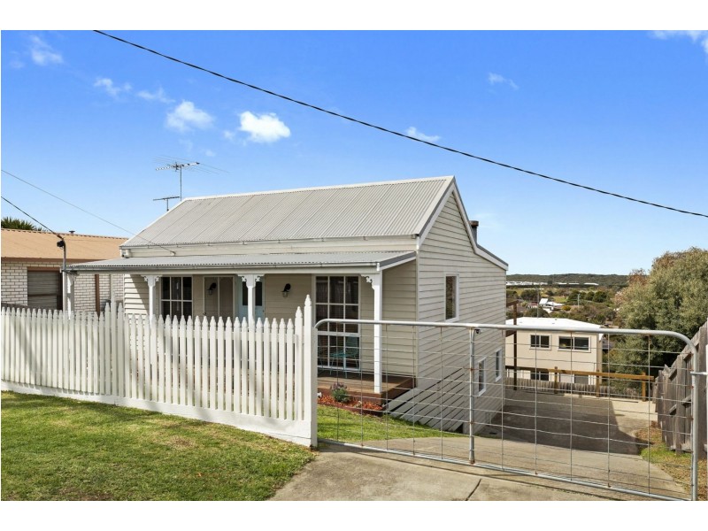 55 Aldebaran Rd, Ocean Grove VIC 3226