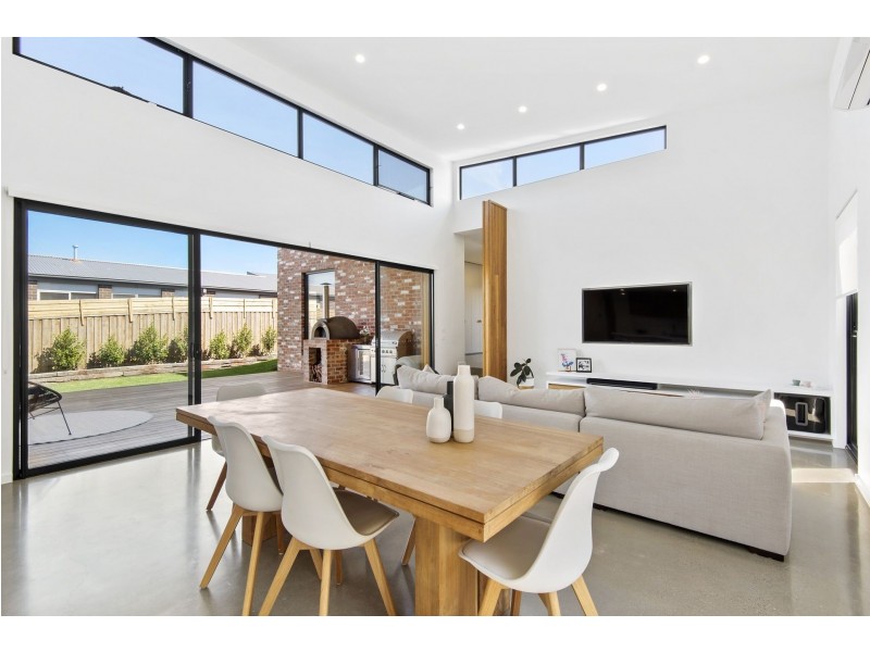 15 Greenview Rise, Ocean Grove VIC 3226