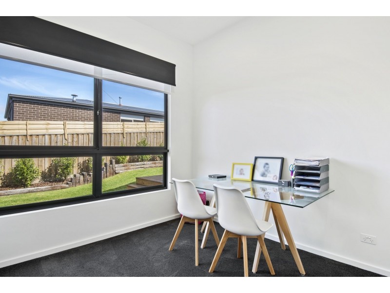 15 Greenview Rise, Ocean Grove VIC 3226