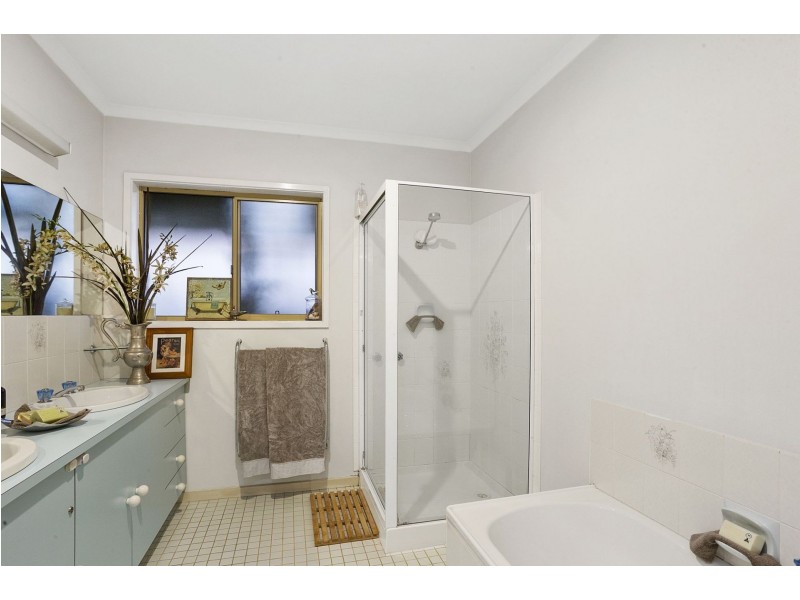 1 Cliff Edge Court, Clifton Springs VIC 3222