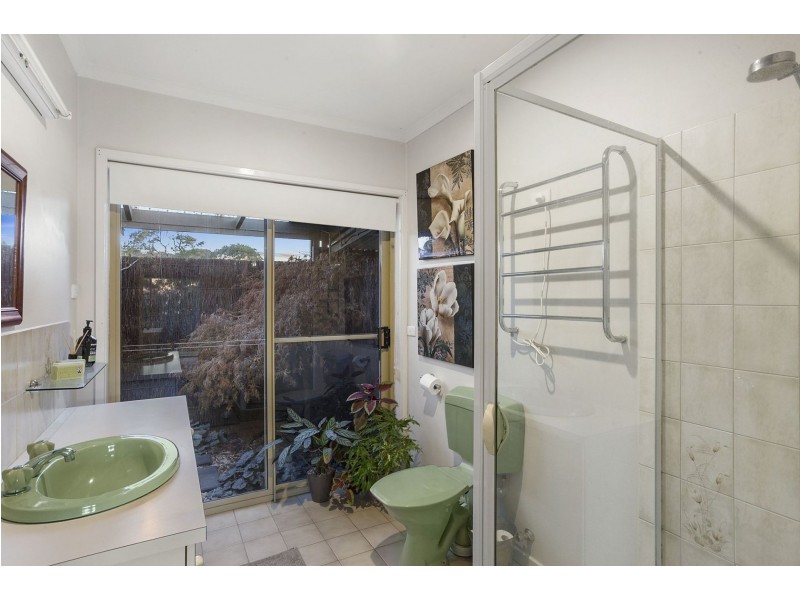 1 Cliff Edge Court, Clifton Springs VIC 3222