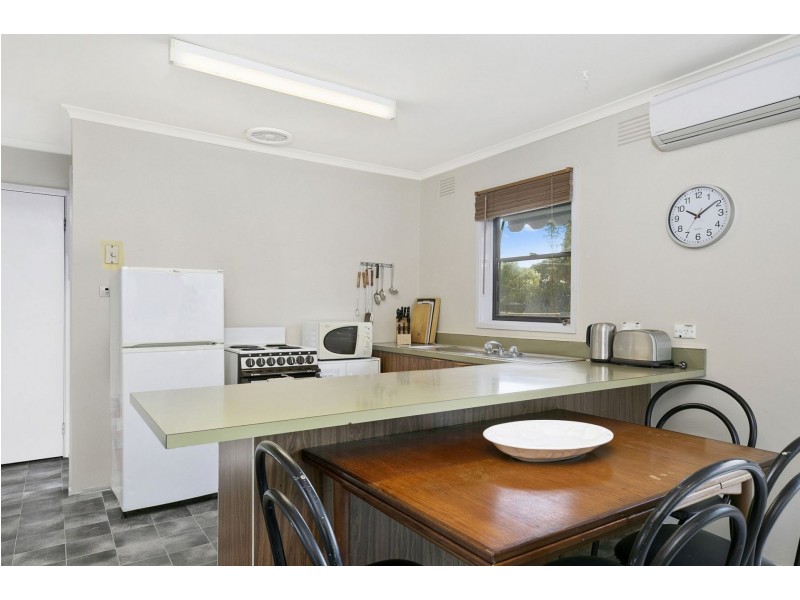 17 Saratoga Avenue, Barwon Heads VIC 3227