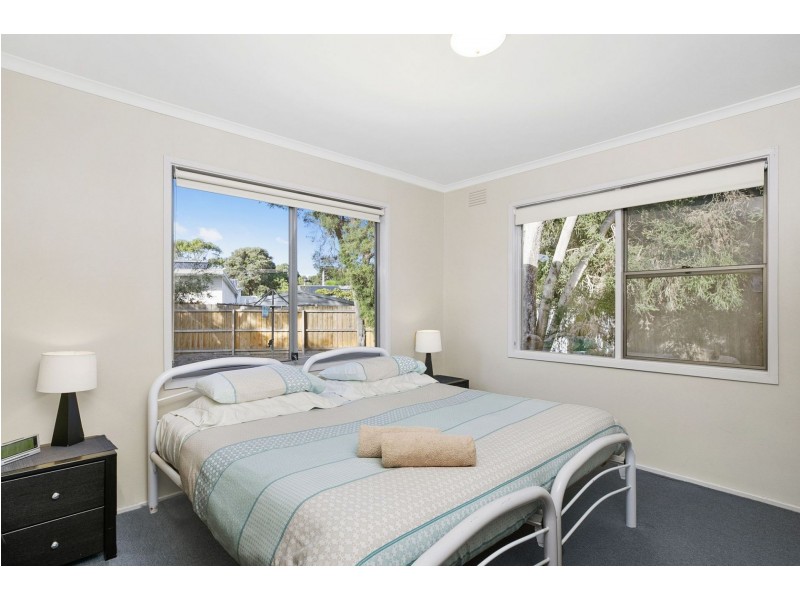 17 Saratoga Avenue, Barwon Heads VIC 3227