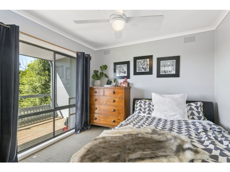 33 Sunset Strip, Ocean Grove VIC 3226