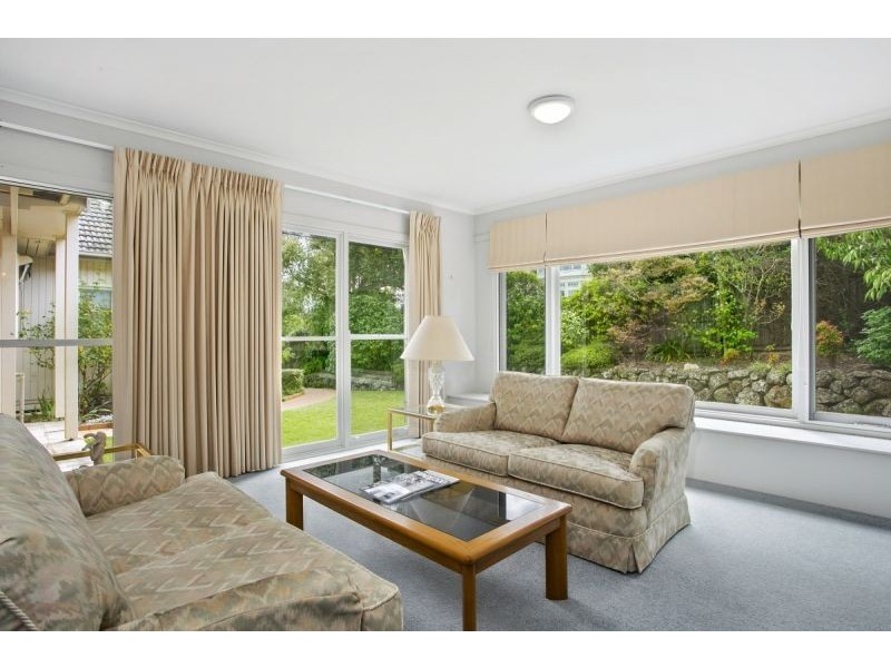 6 The Avenue, Ocean Grove VIC 3226