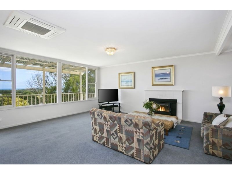 6 The Avenue, Ocean Grove VIC 3226