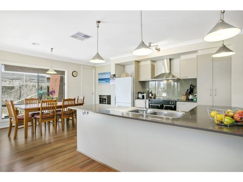 31 Curzon Drive, Ocean Grove VIC 3226