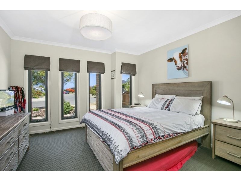 31 Curzon Drive, Ocean Grove VIC 3226