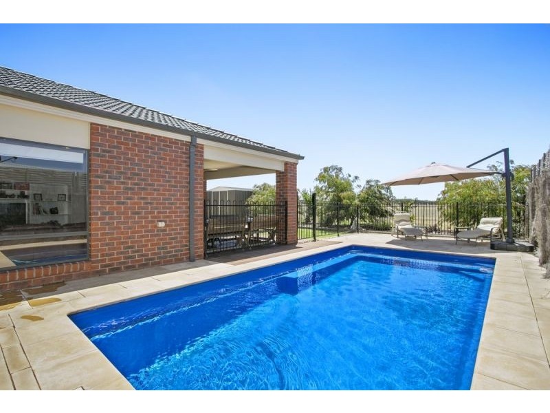 31 Curzon Drive, Ocean Grove VIC 3226