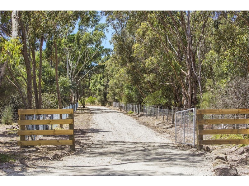 51 Graham Lane, Connewarre VIC 3227