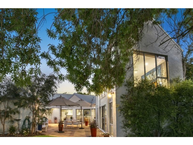 11 Coogee Court, Barwon Heads VIC 3227