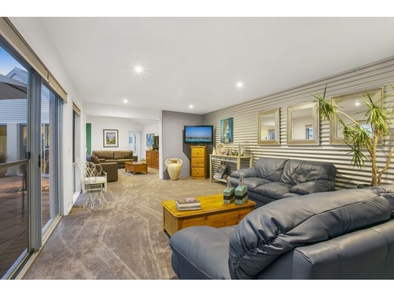 11 Coogee Court, Barwon Heads VIC 3227