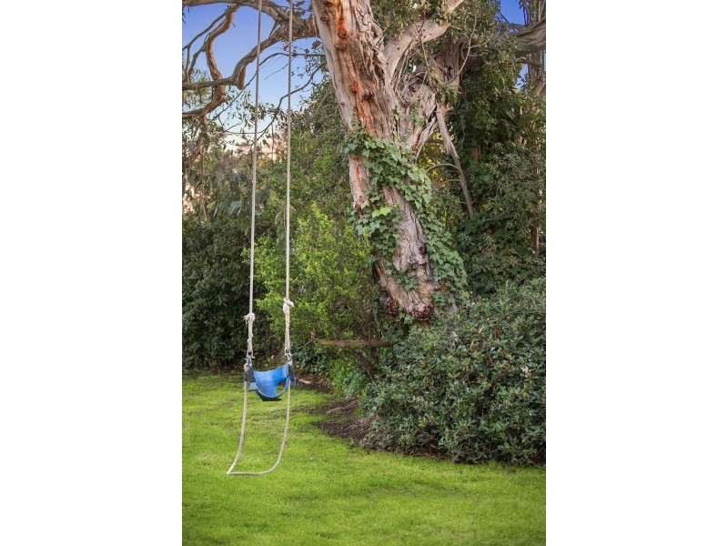 8 Dubourg Court, Ocean Grove VIC 3226