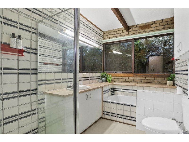 8 Dubourg Court, Ocean Grove VIC 3226