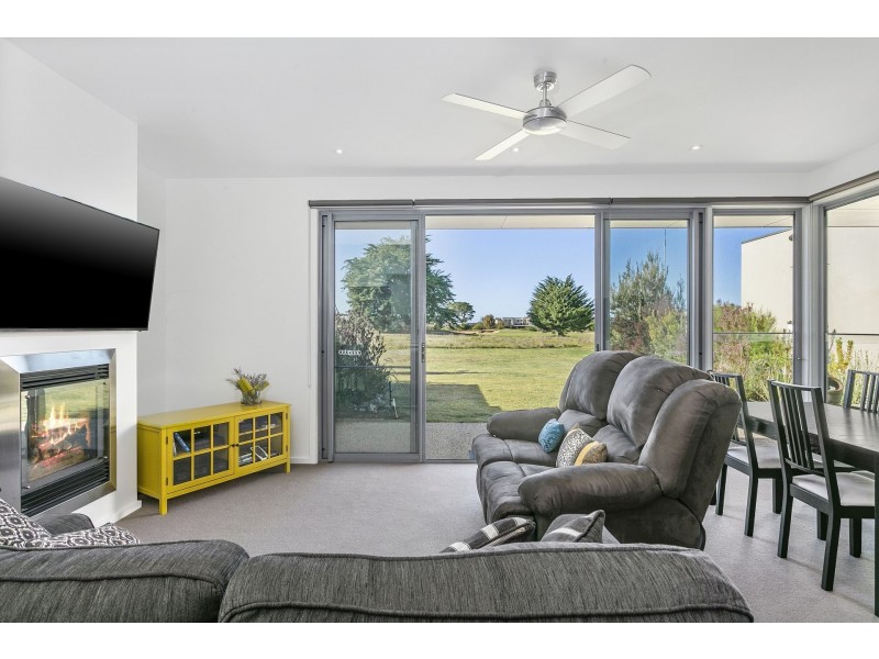 3/11 Plantation Drive, Barwon Heads VIC 3227