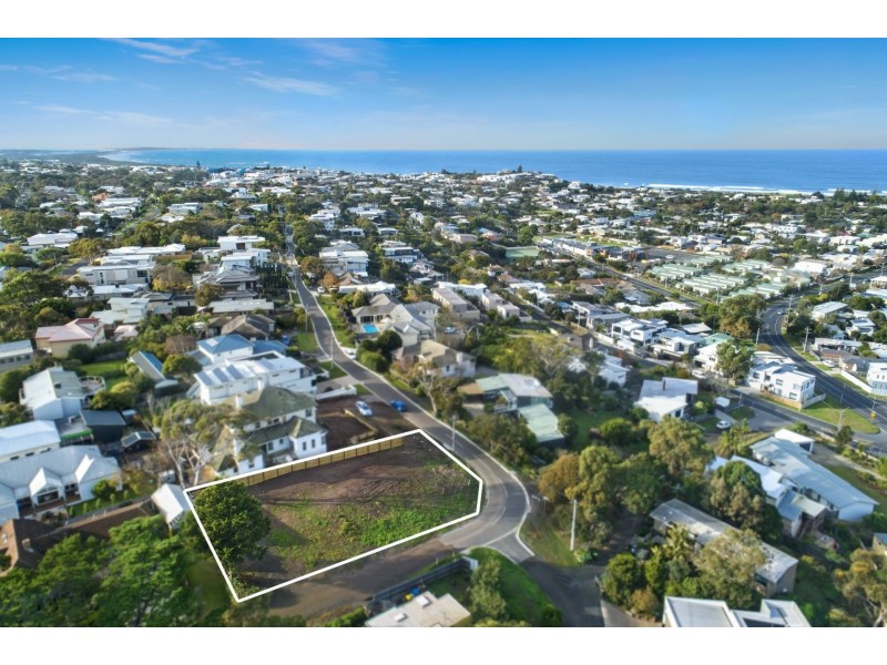 1 The Avenue, Ocean Grove VIC 3226
