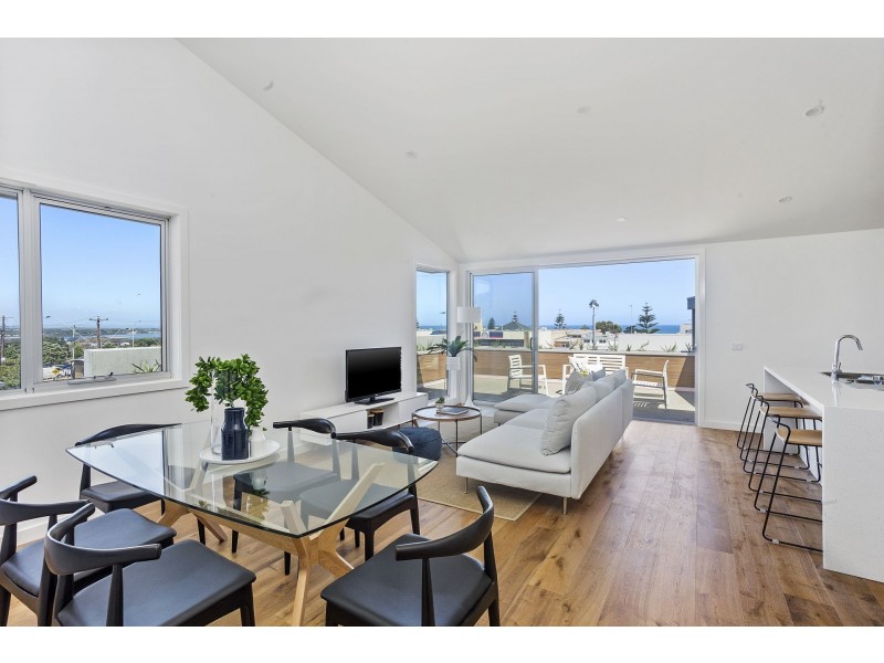 2/81 The Parade, Ocean Grove VIC 3226