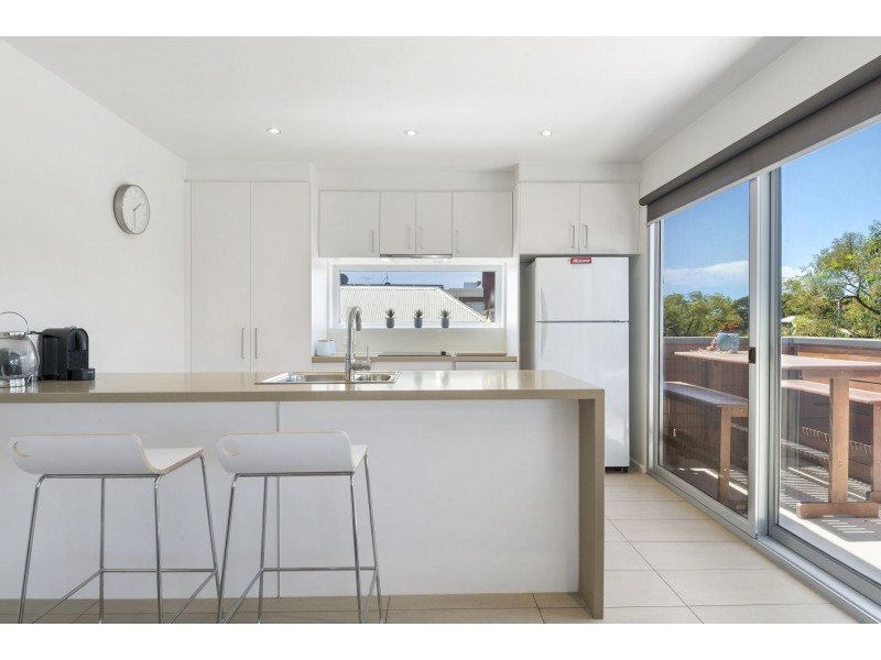 2/45 Hitchcock Avenue, Barwon Heads VIC 3227